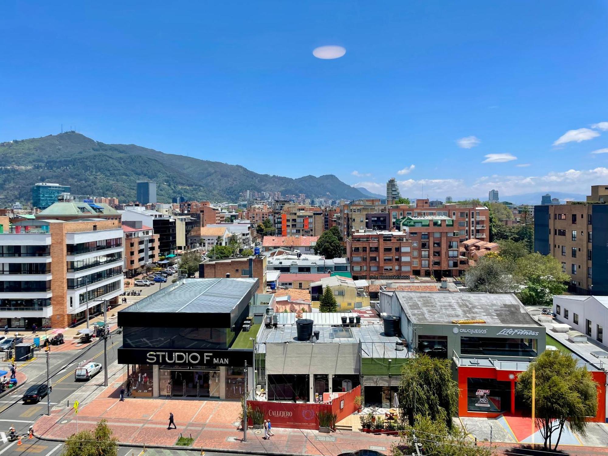 122 Plaza Apartahotel Bogotá Esterno foto